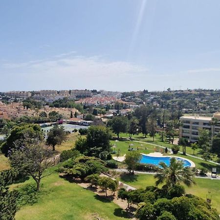 Modern Apartment With Stunning Views Marbella Exterior photo